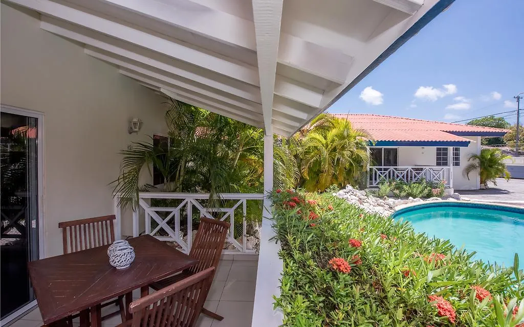 Blue Marlin Apartments Willemstad
